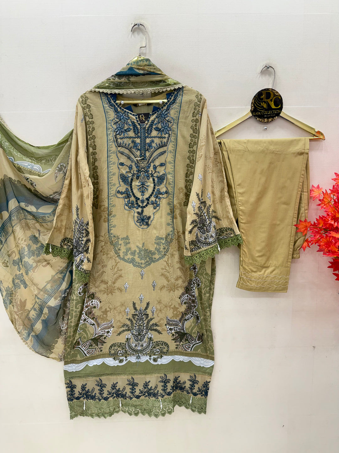 Pakistani Formals Suits