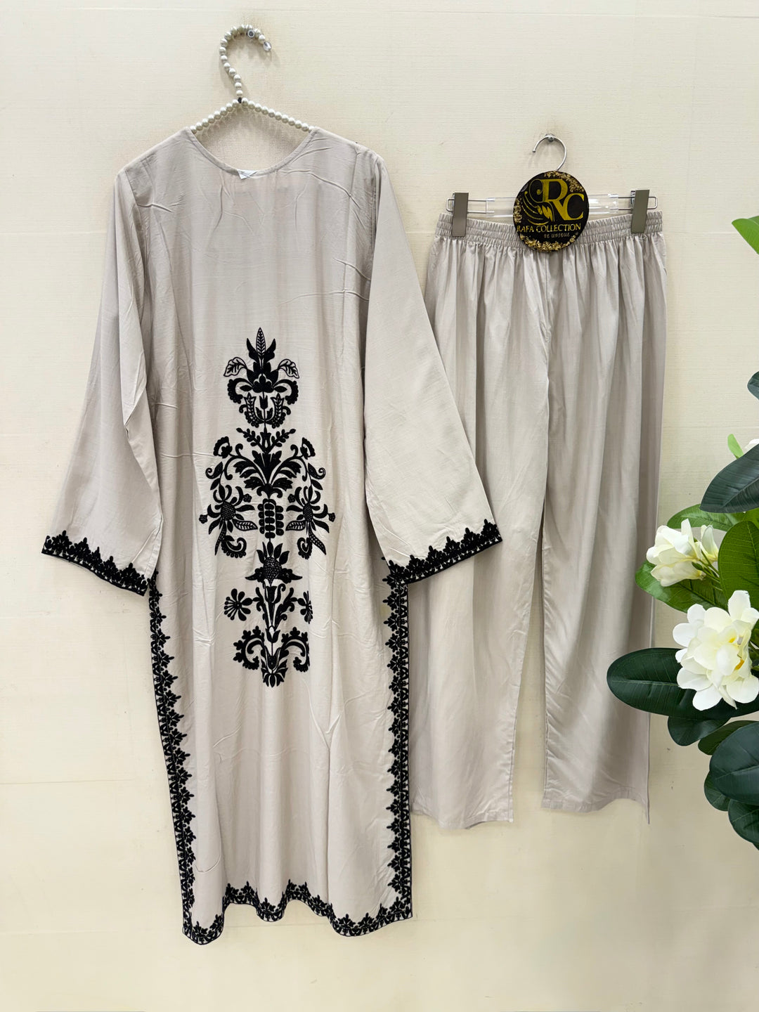 Pakistani Formal Suits