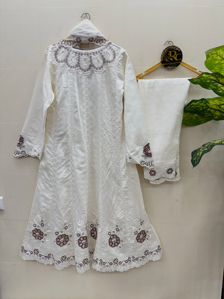 Embroided Gowns 4002