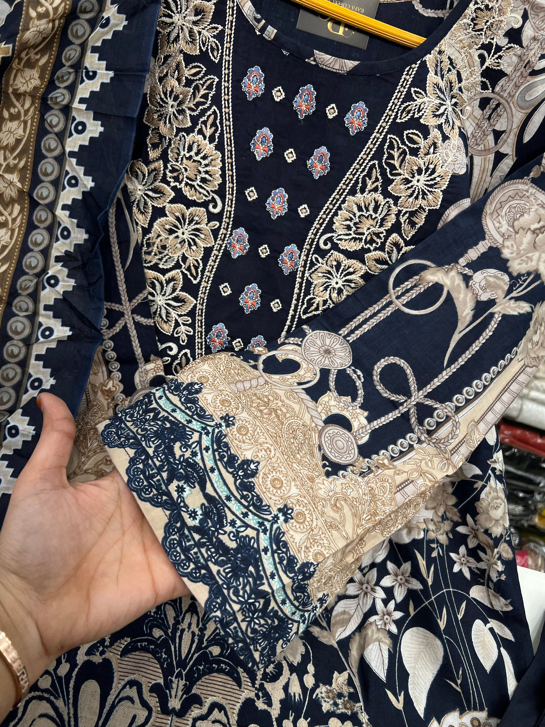 Cotton embroided Pakistani Suits 2825