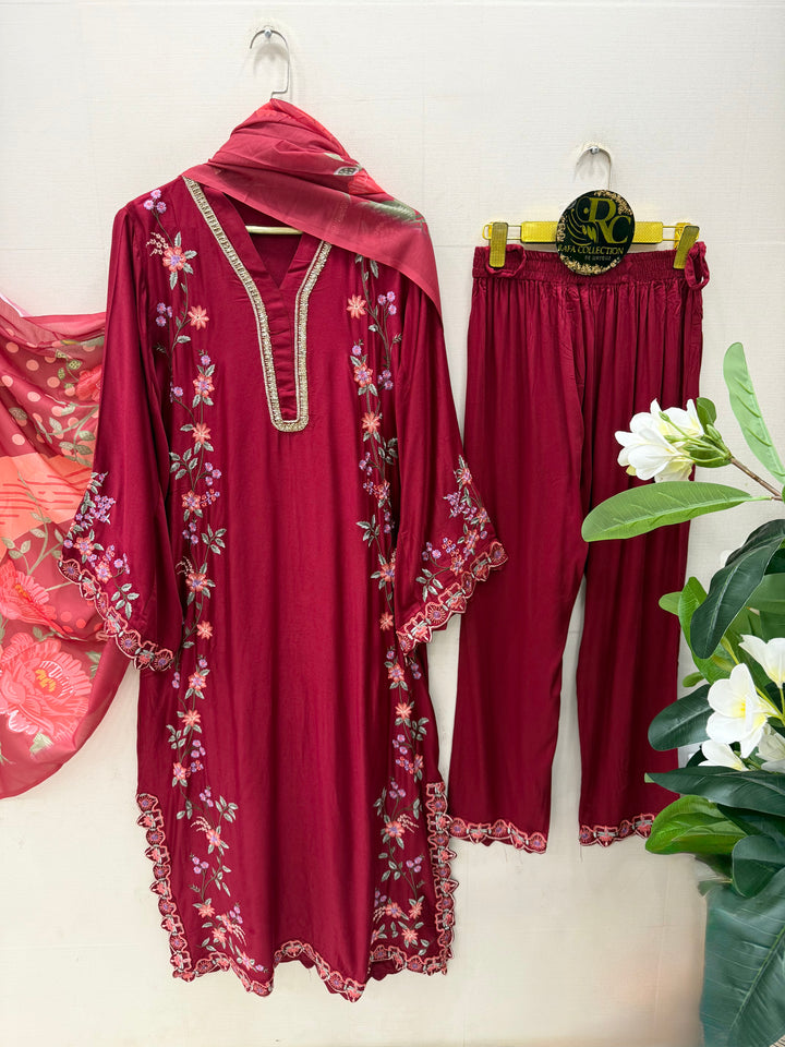 Pakistani long kaftans
