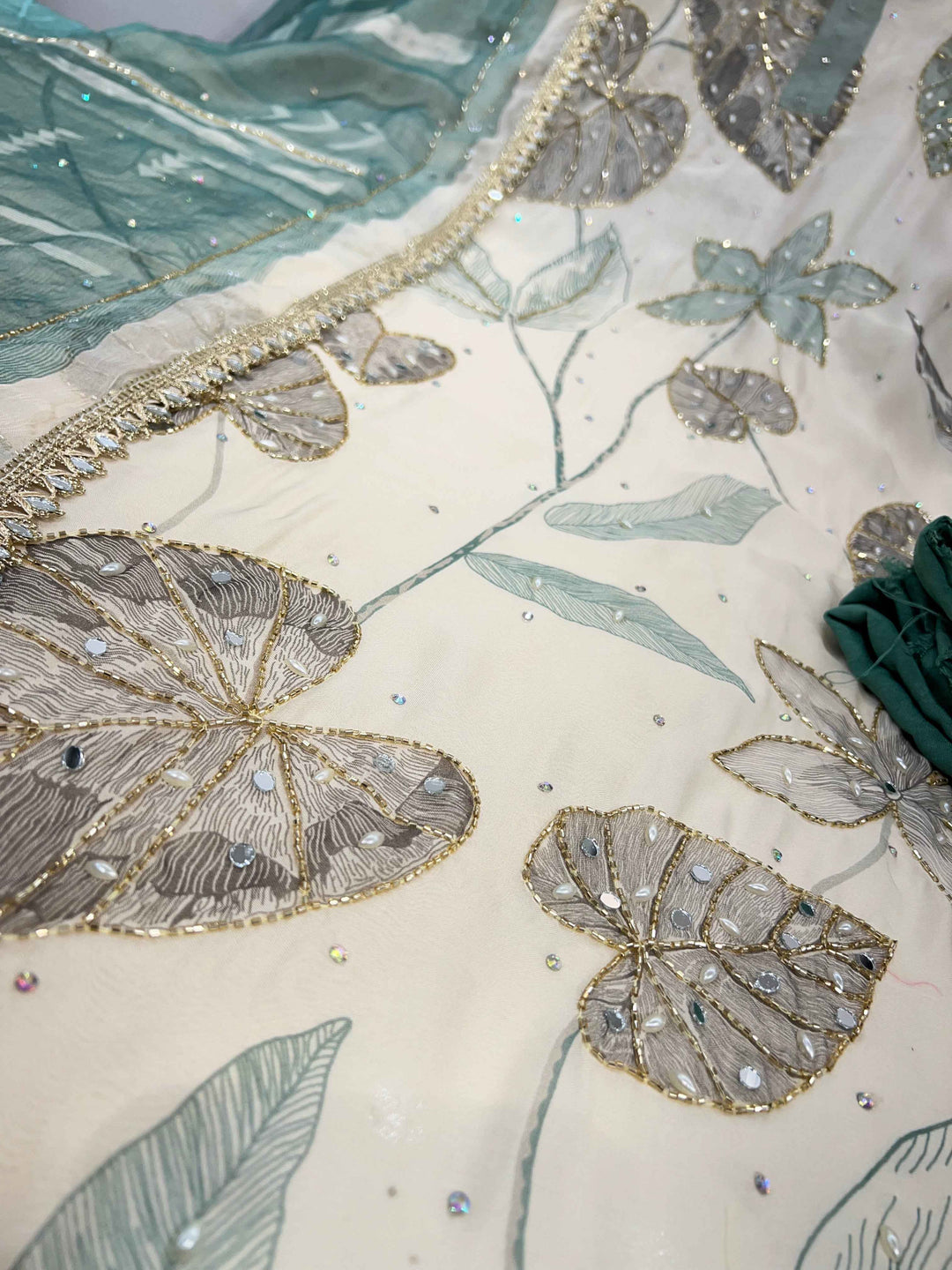 Organza Handwork Suit 2251