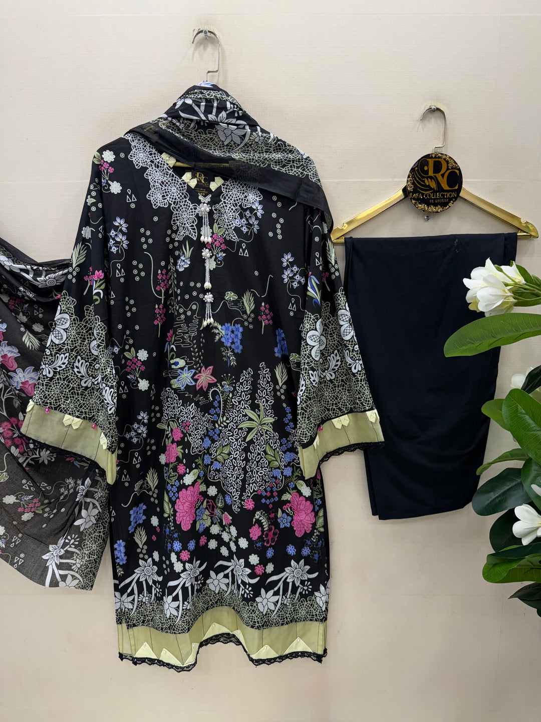 Cotton printed suits
