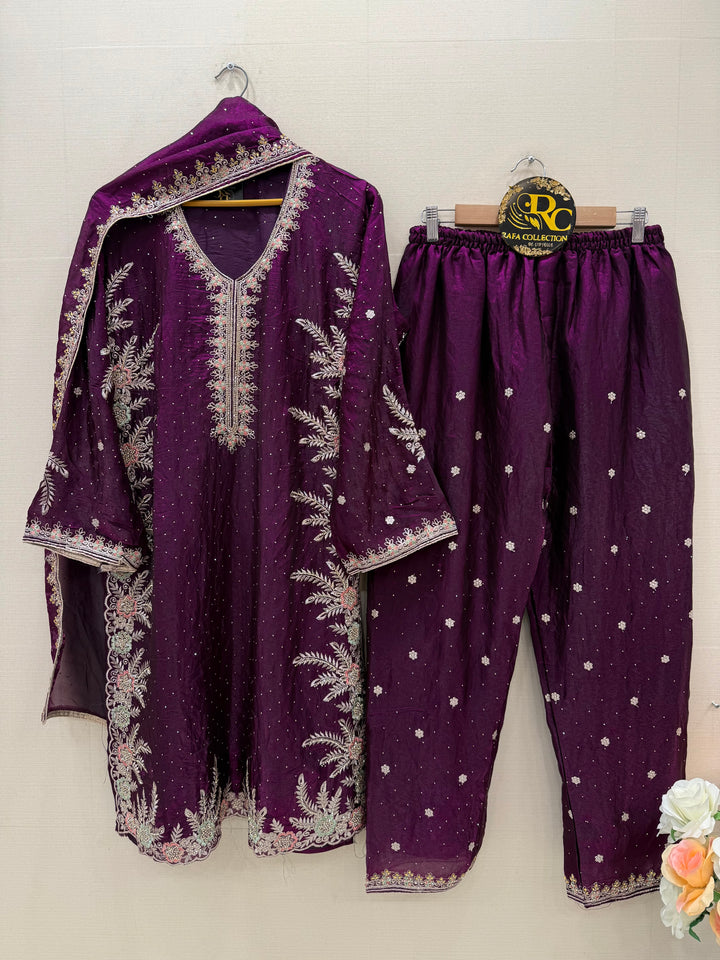 Pakistani formals suits 2811