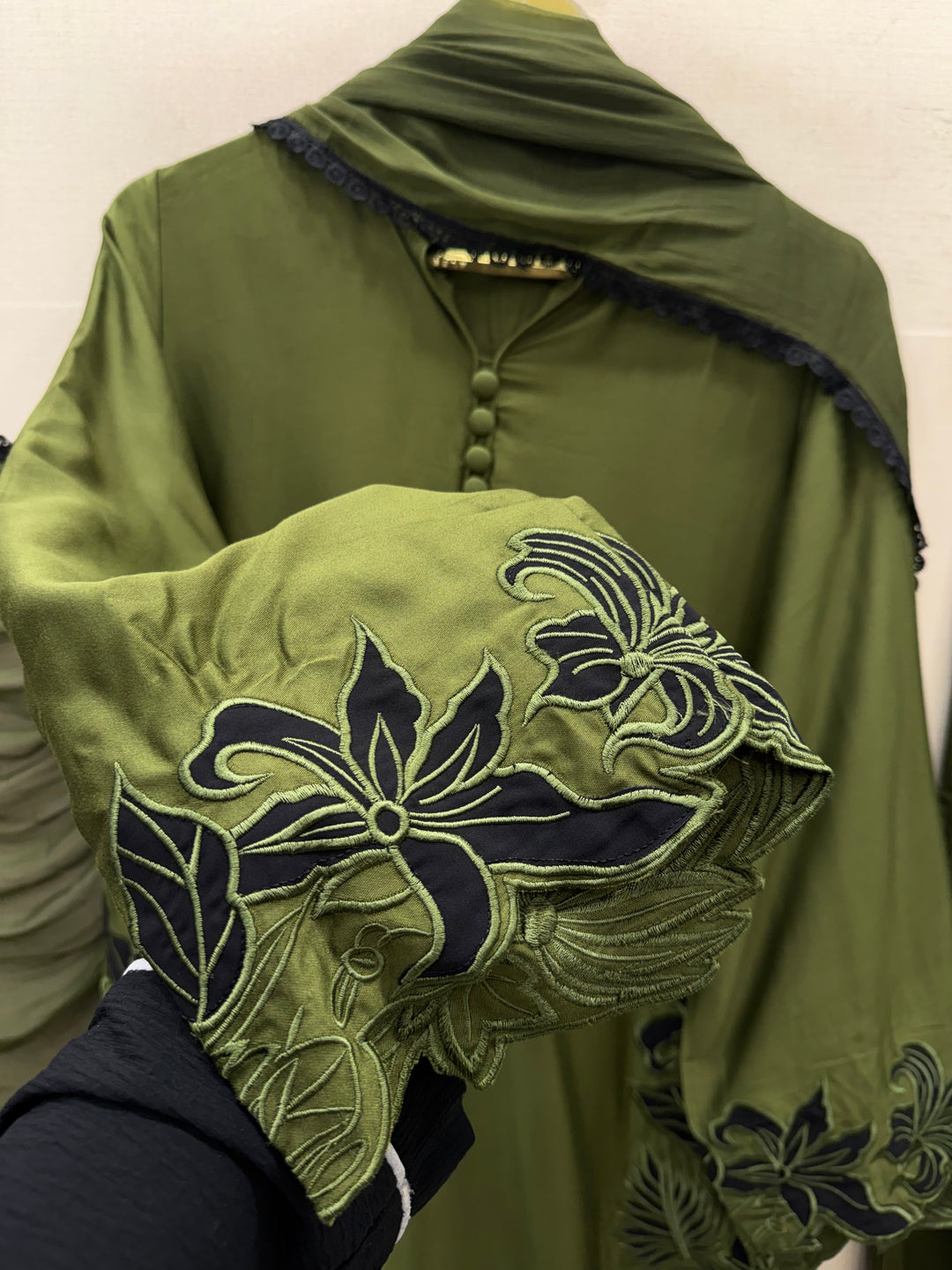 Cutwork embroidered suits