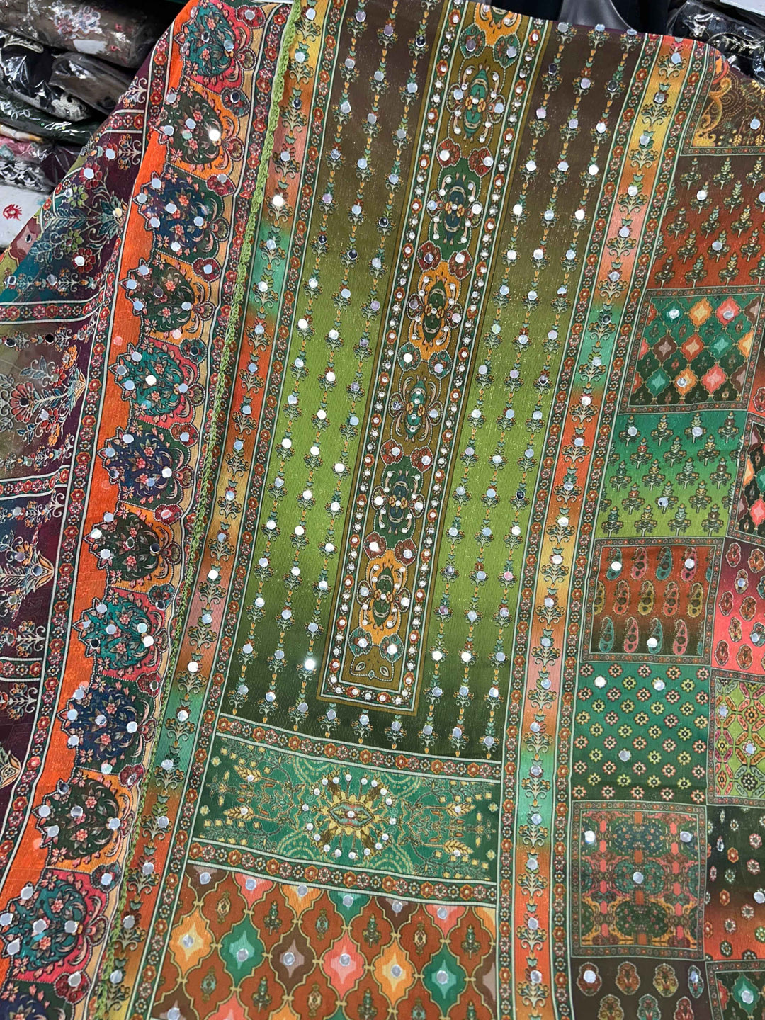 MIRROR WORK UNSTICH SUIT 1368