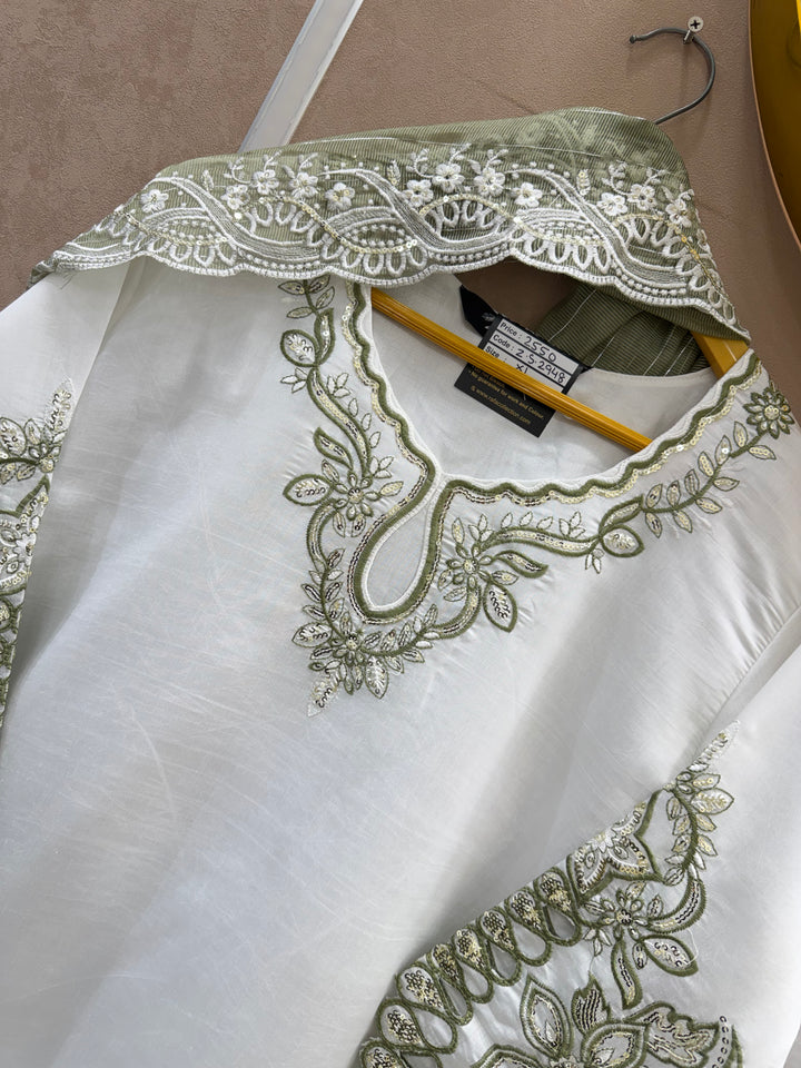 Pakistani Formal suits 2948