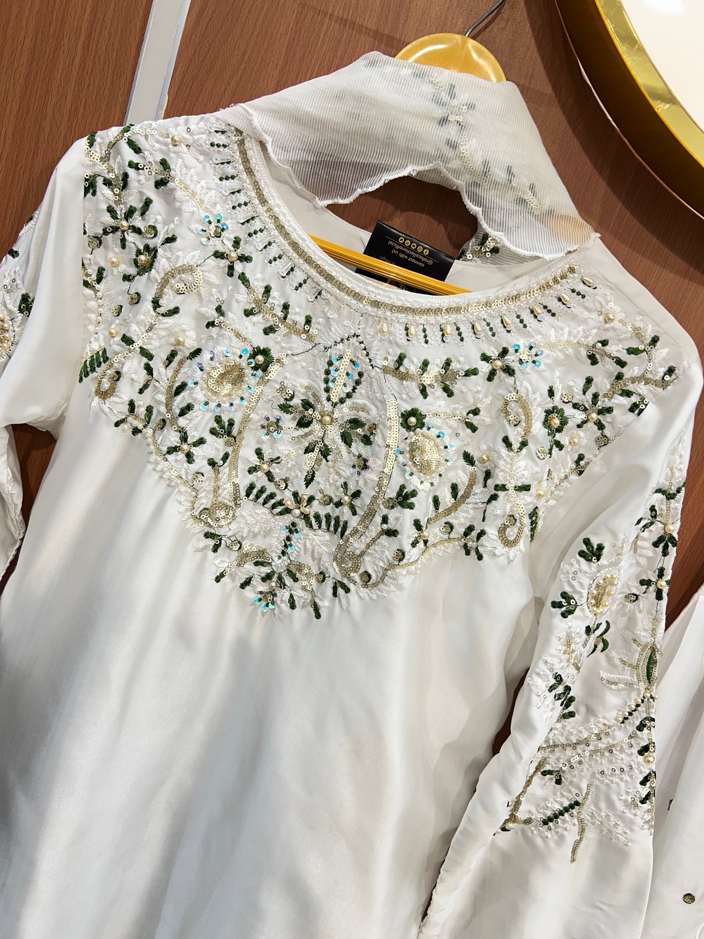 Pakistani Farshi salwar suits 2672