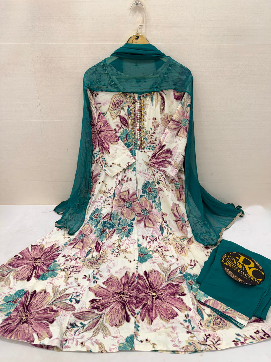 Handwork Gown Suits