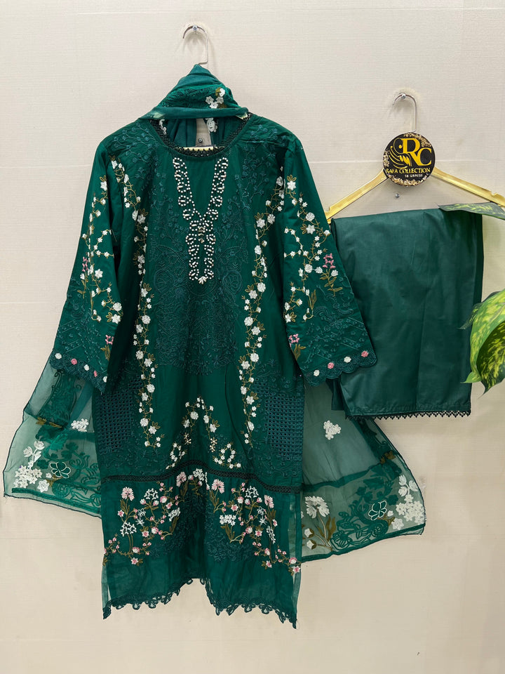 Pakistani Embroidered suits