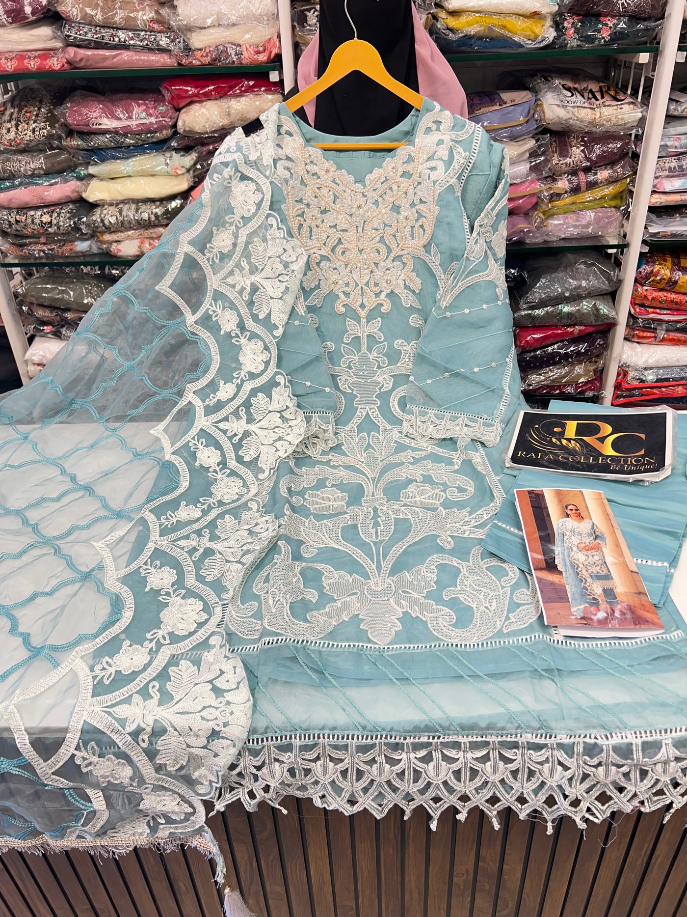 Pakistani Organza Suit 115416