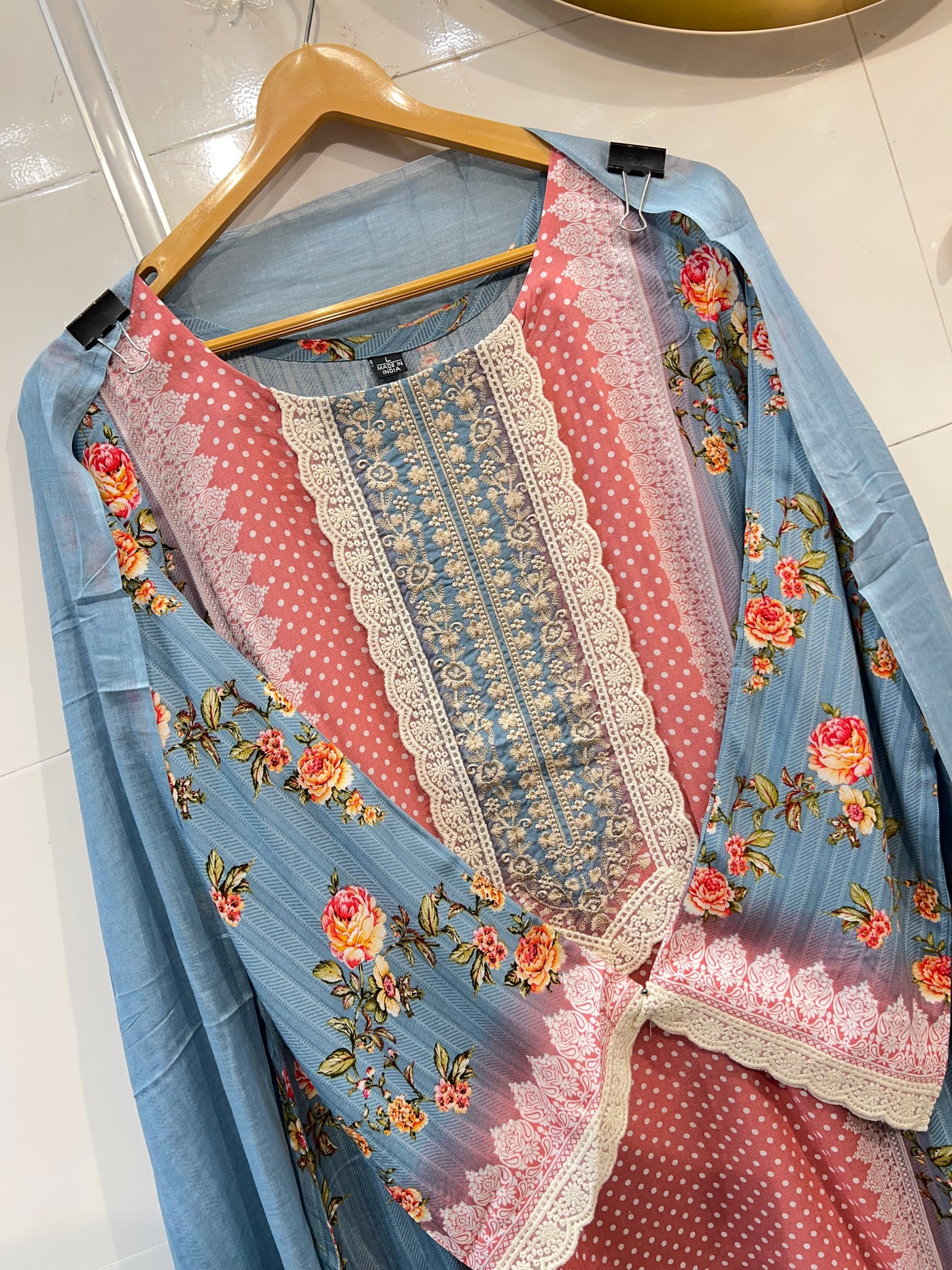 Lawn suits  2151