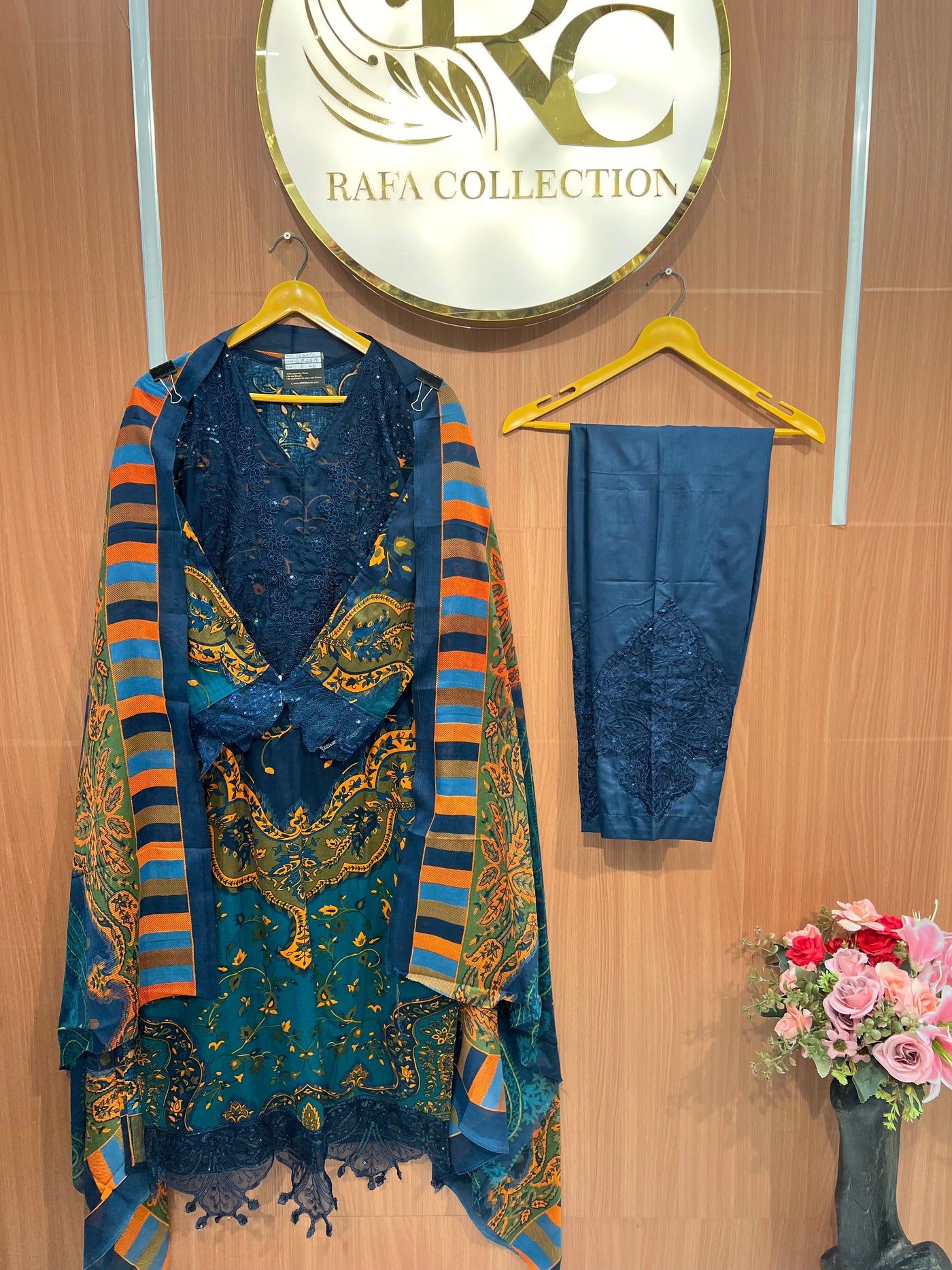 Pakistani patch work suit 2519