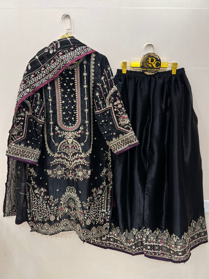 Pakistani ethnic suits 7006