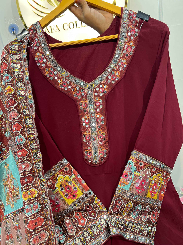 Mahenoor Gown Set 1955