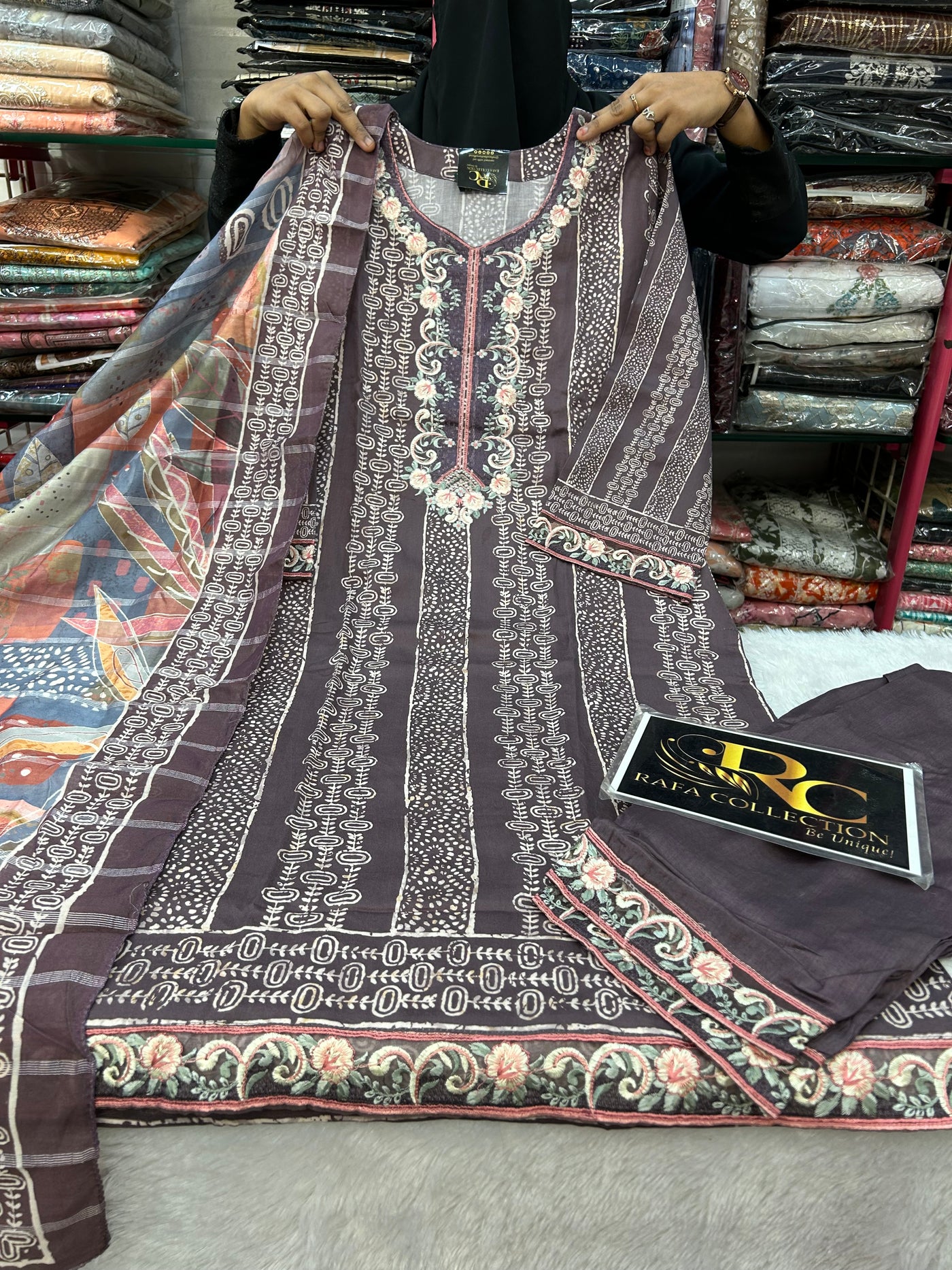 PAKISTANI PREMIUMS 334