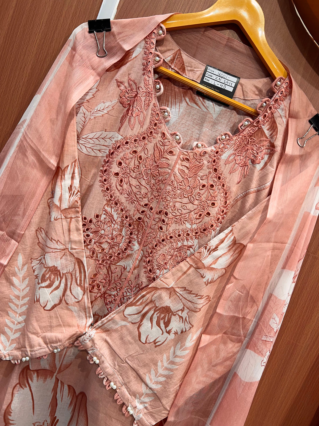 Pakistani embroided suits 2611