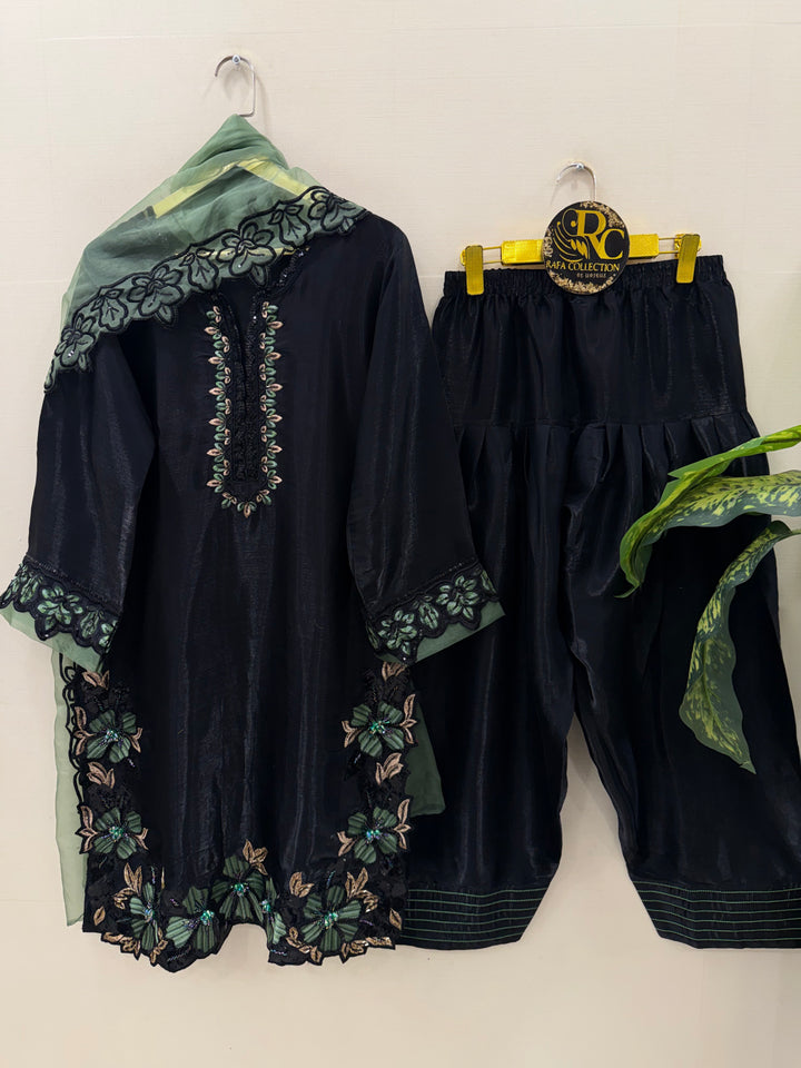 Pakistani Farshi Salwar suits