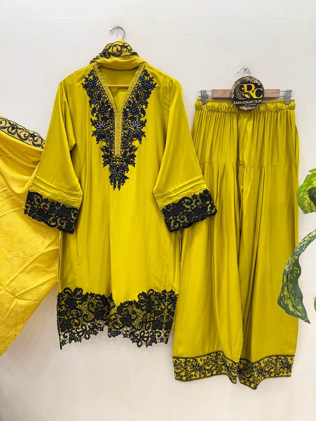 Embroidered Farshi suits