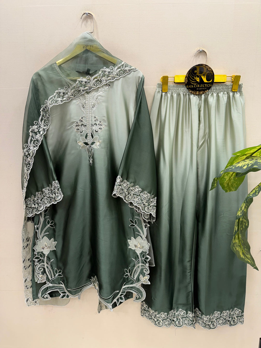 Pakistani Embroidered suits 2997