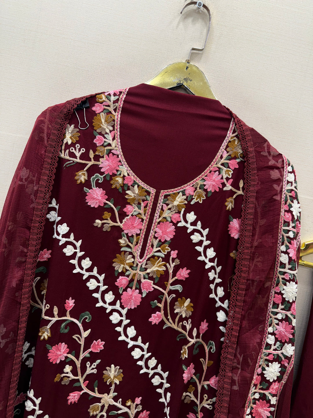 Kashmiri unstitched suits