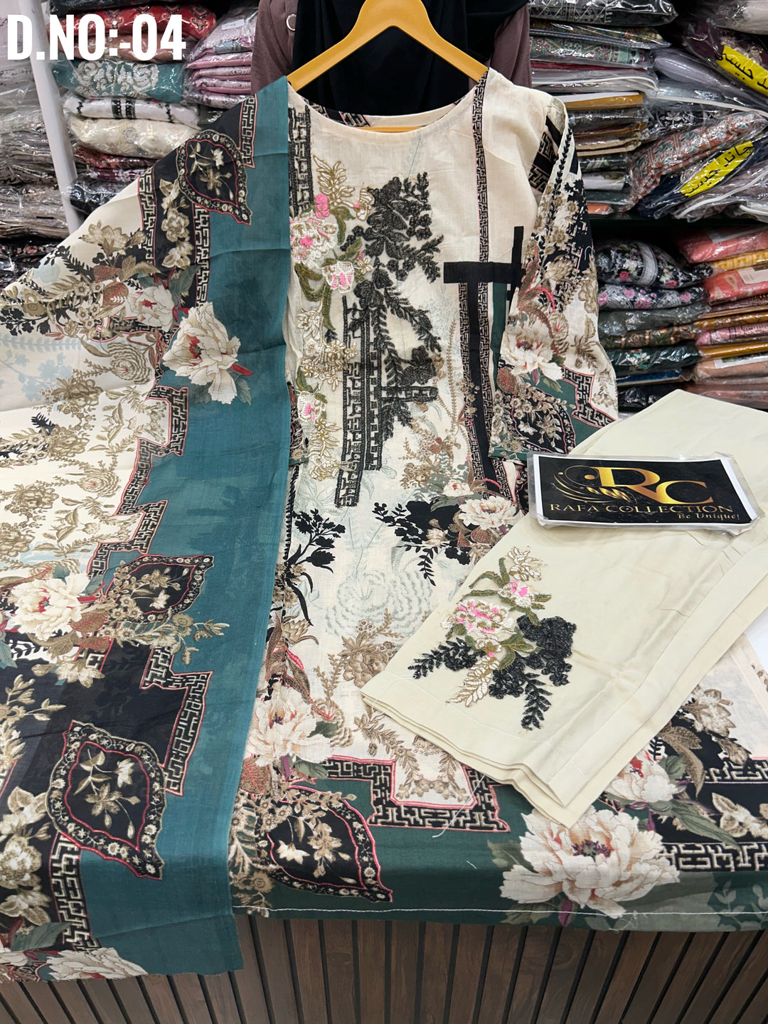 Pakistani embroided suit 1993