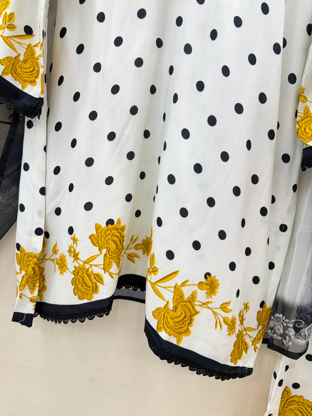 polka dot Pakistani Farshi suits