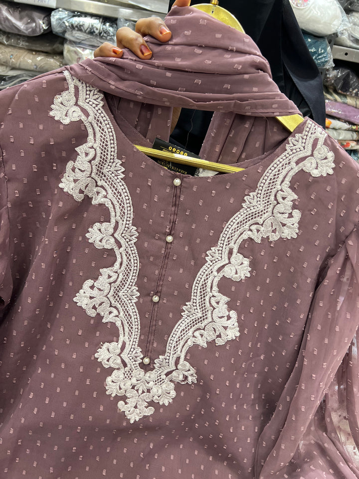 Pakistani formals suits 3164