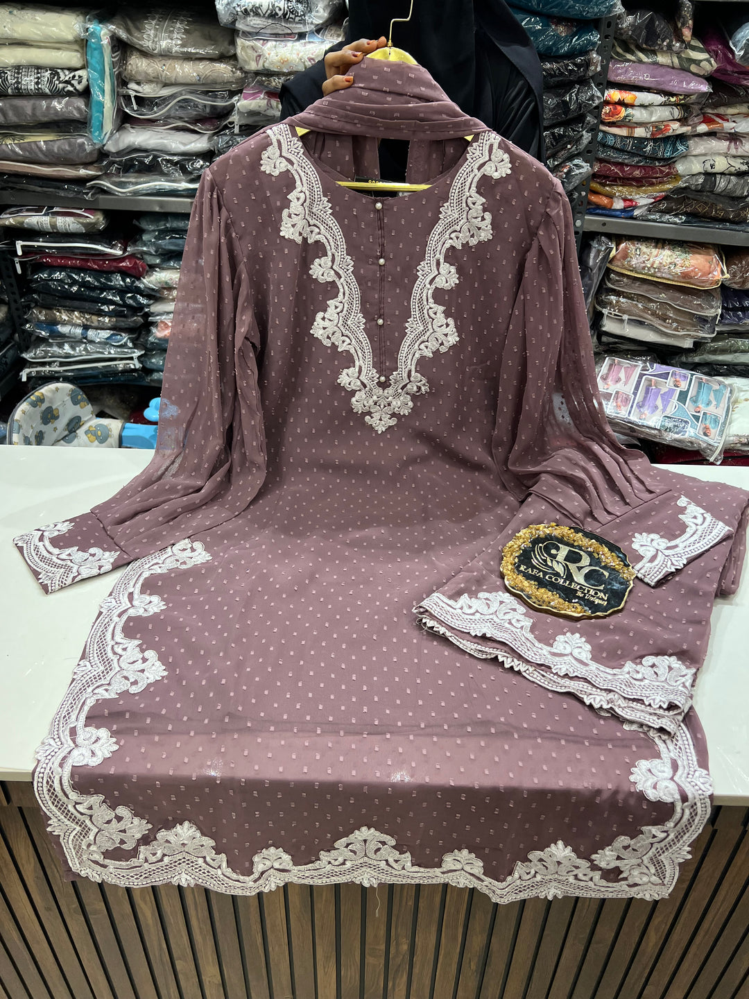 Pakistani formals suits 3164