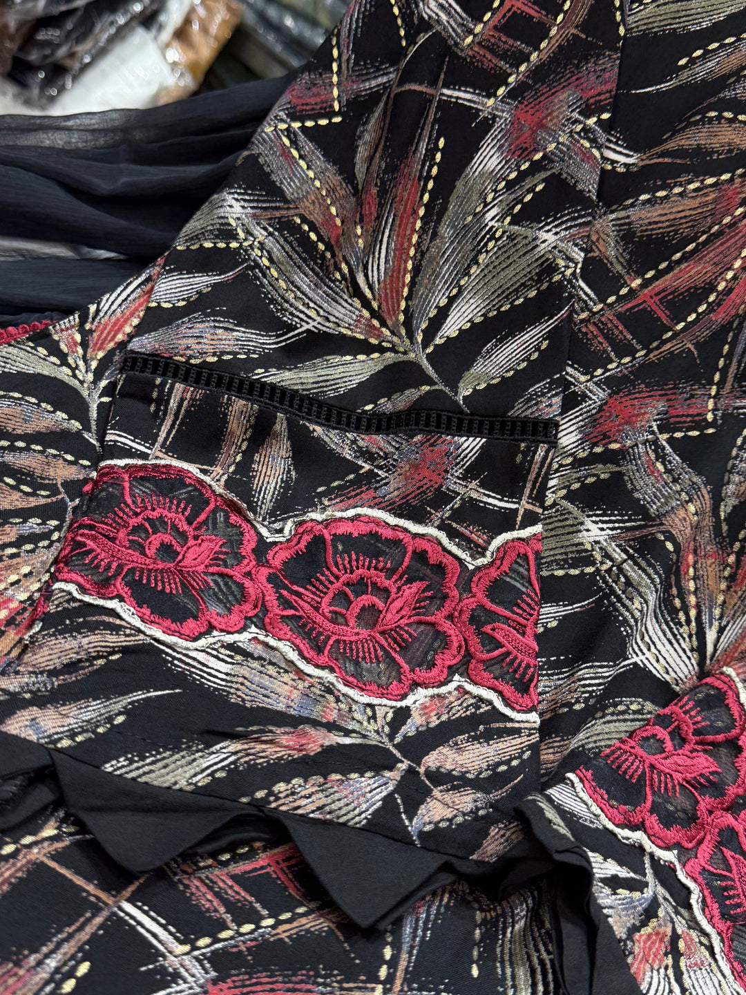 Pakistani formals suits 3102