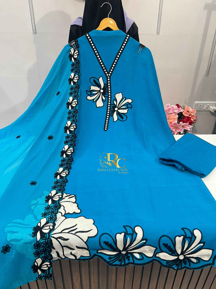 Haya Embroidered Suit 1745