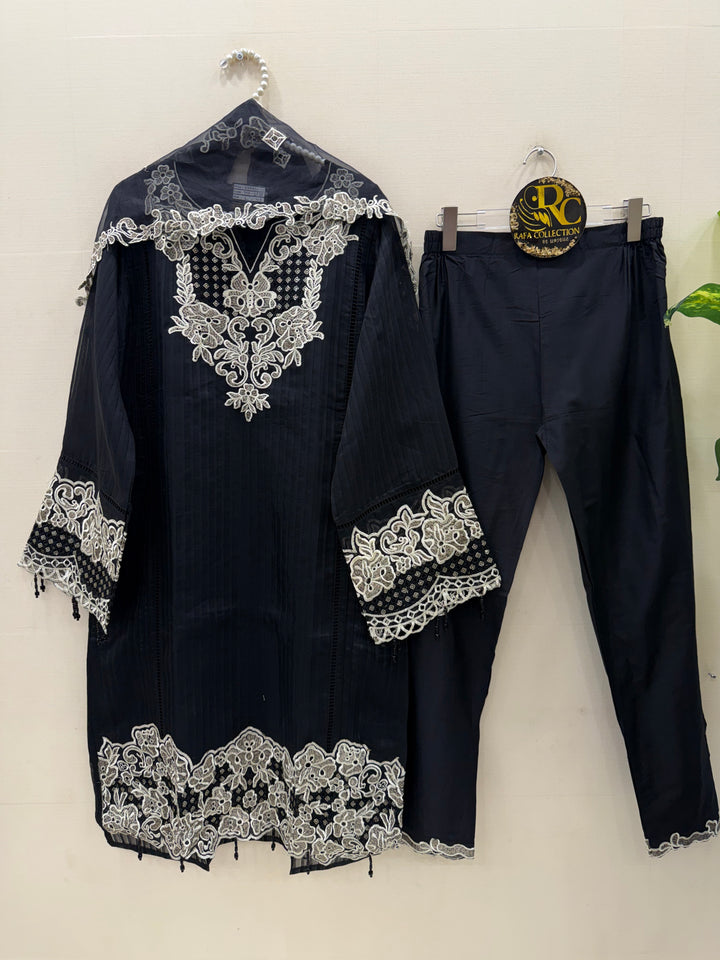 Cutwork Pakistani suits 2638