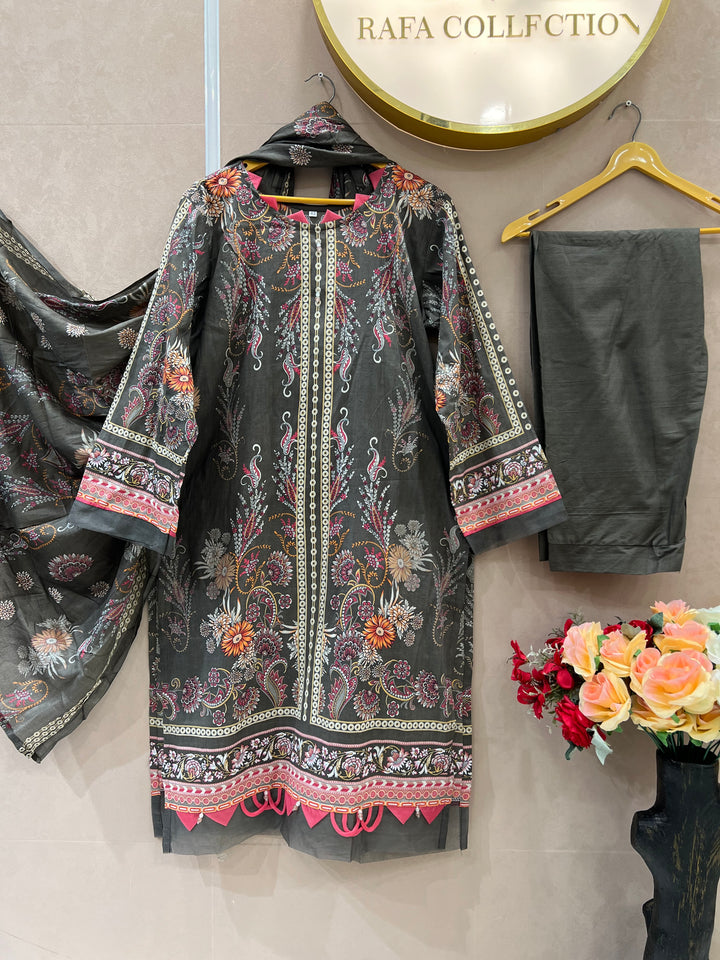 Cotton printed suits