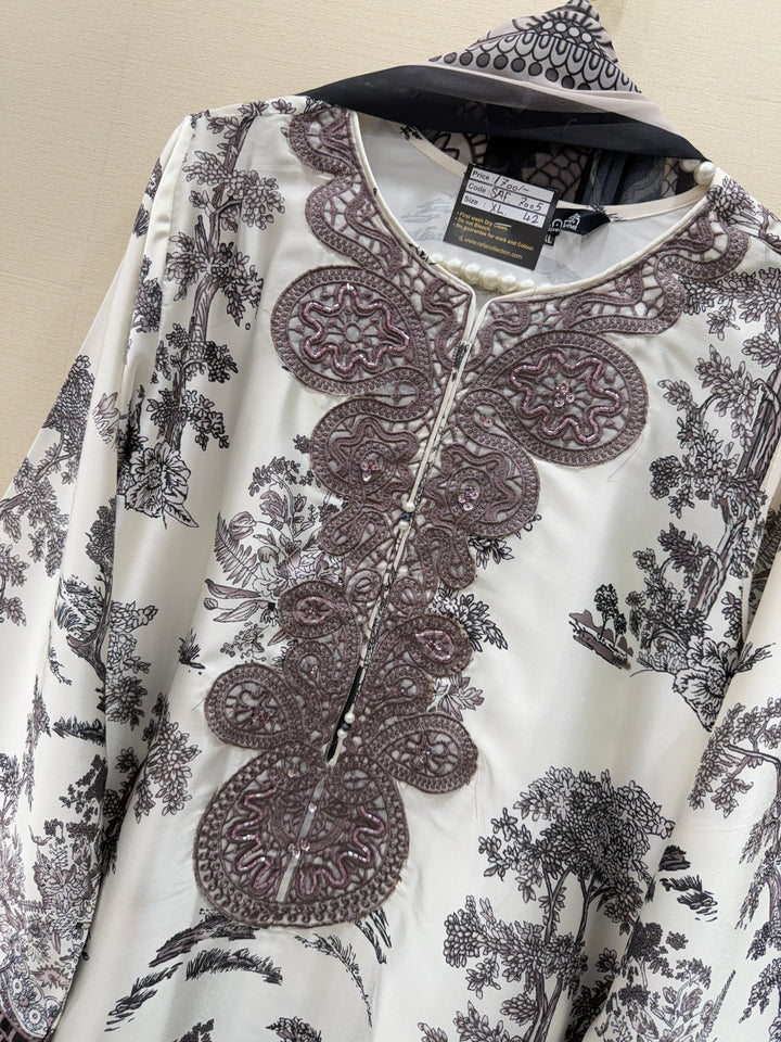 Satin embroidered Suits 7005