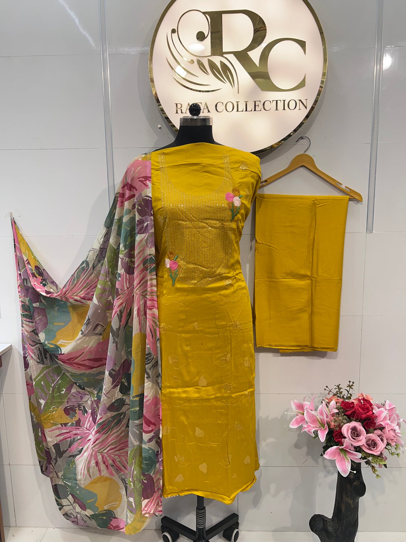 Cotton embroided suits 3488