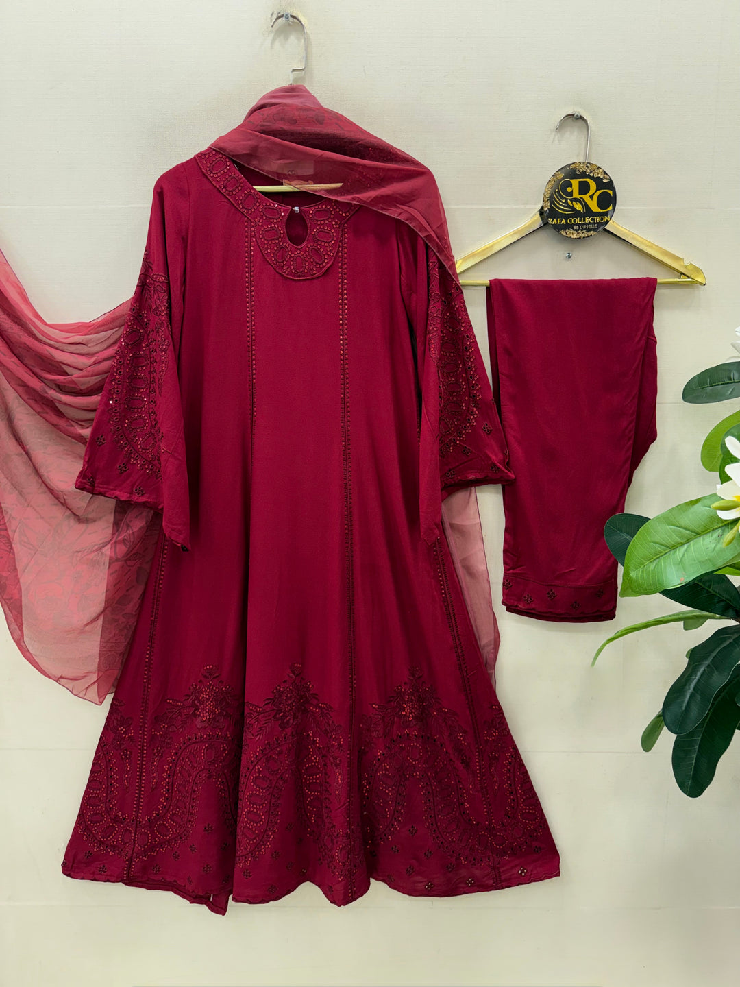 Premium cutwork long suits