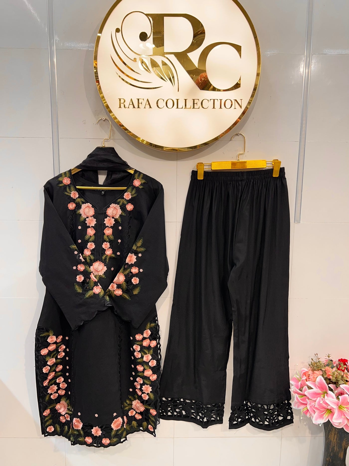 Pakistani formals 2608