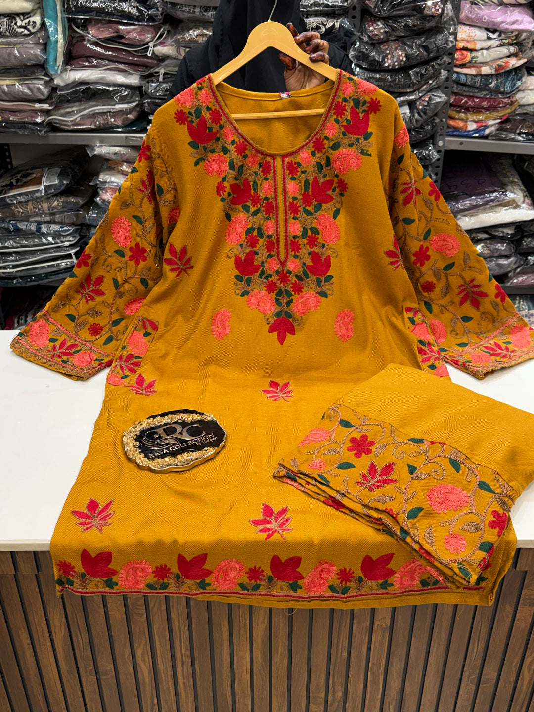 Kashmiri pairhan 3154