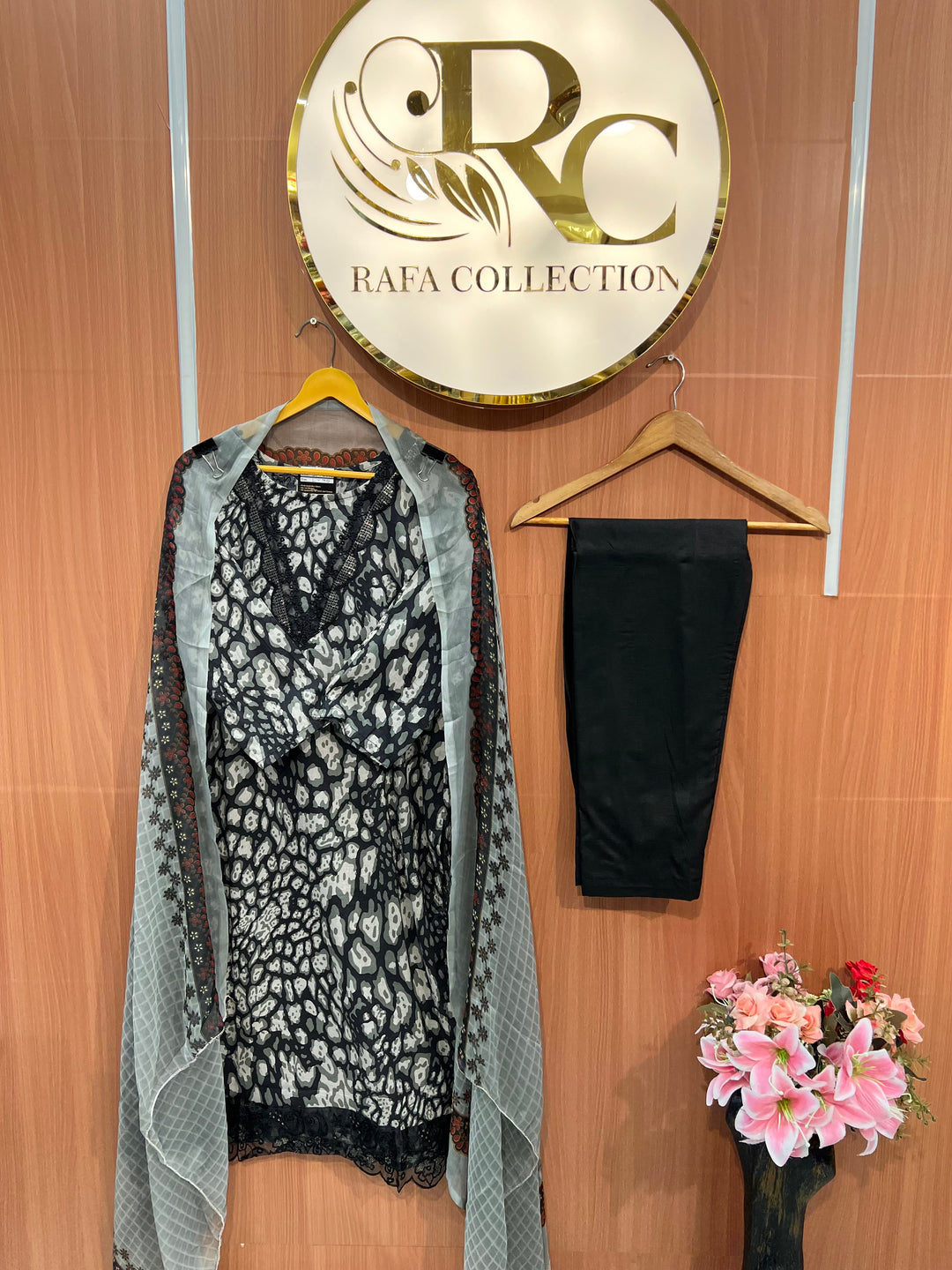 Pakistani patch work suits 2628