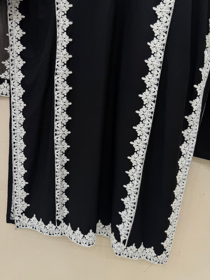 Pakistani Formal Suits