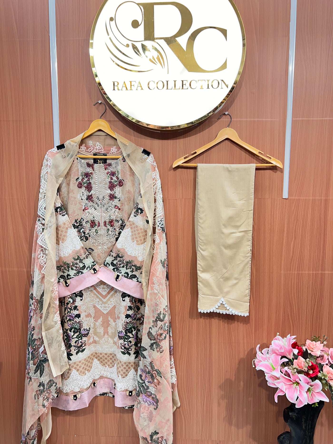 Pakistani patch work suit 2542