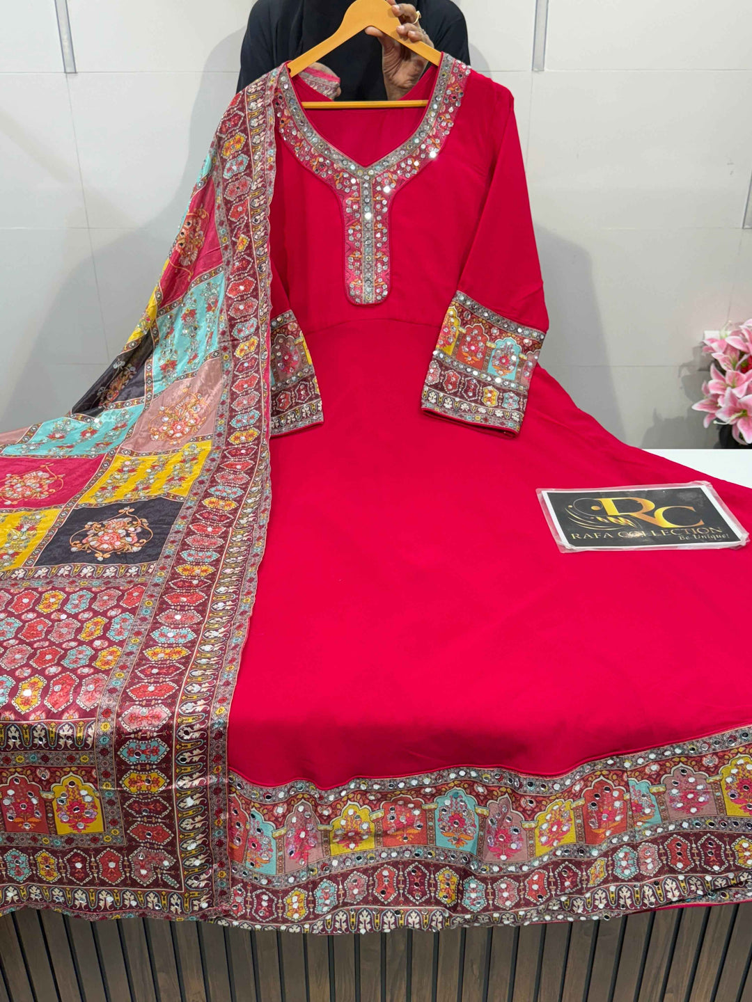 Mahenoor Gown Set 1955