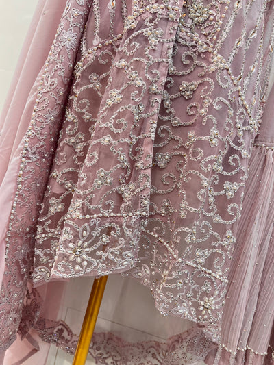 Exclusive wedding dress 10002