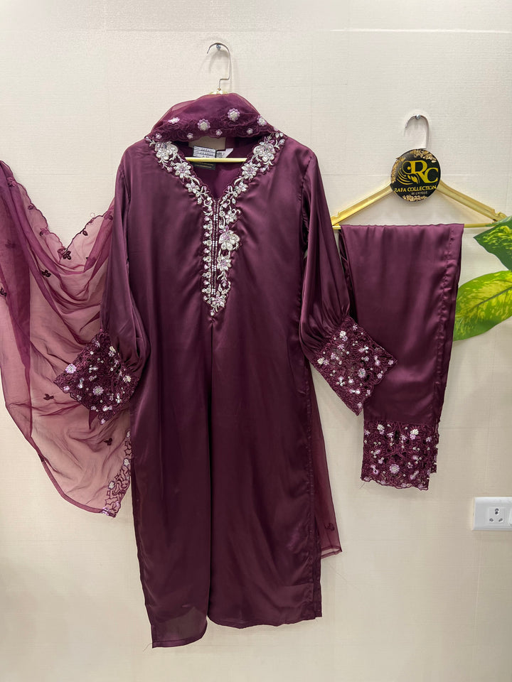 Pakistani handwork 2335