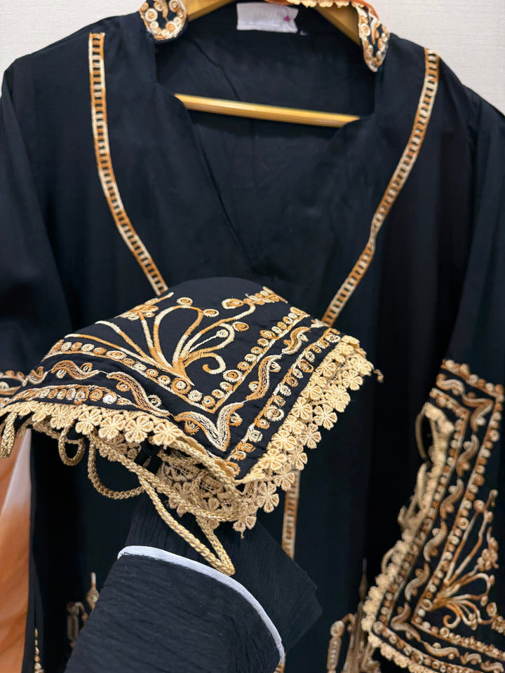 Embroided Pakistani suits