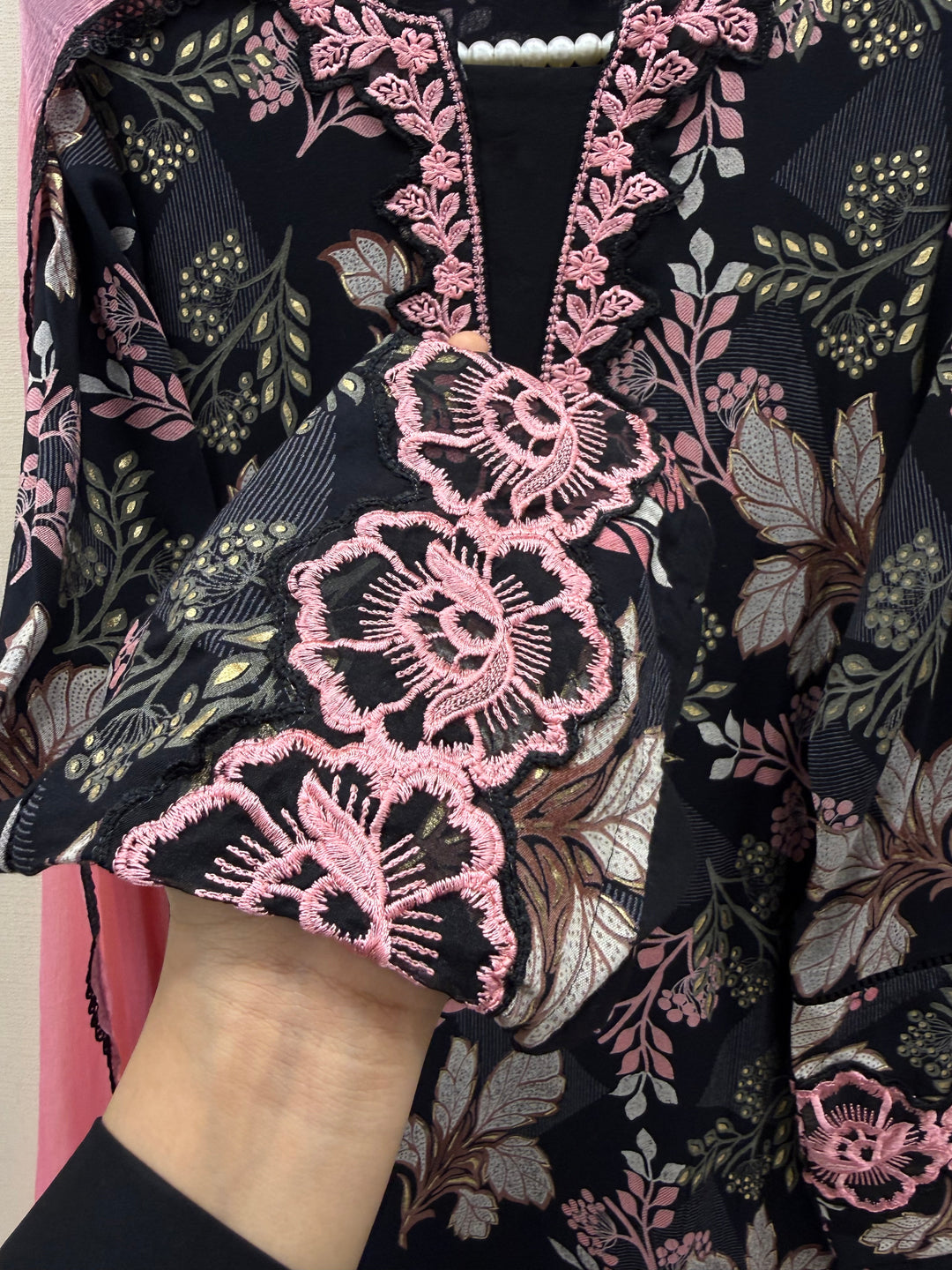 Pakistani cutwork suits 2999