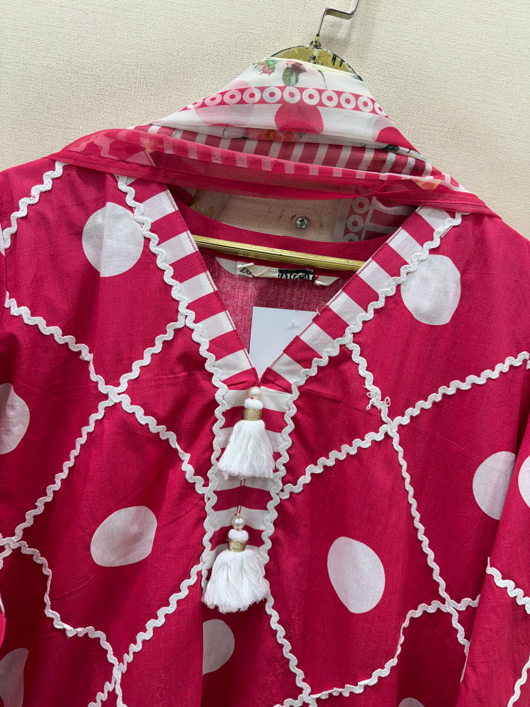 polka dot Pakistani Farshi suits