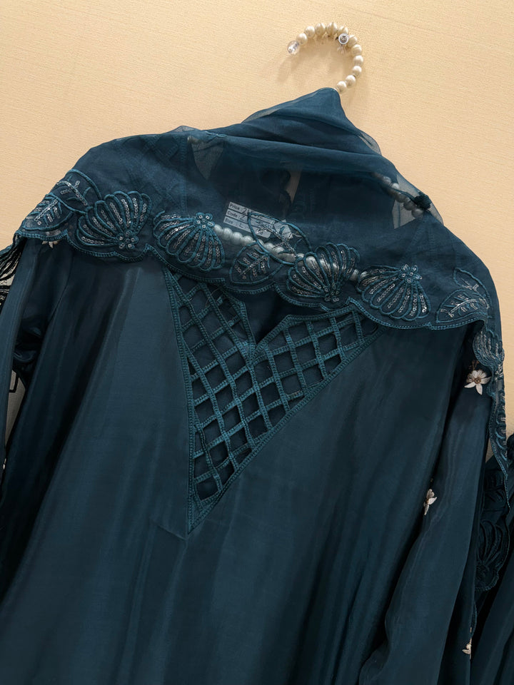 Pakistani embroided suits suits