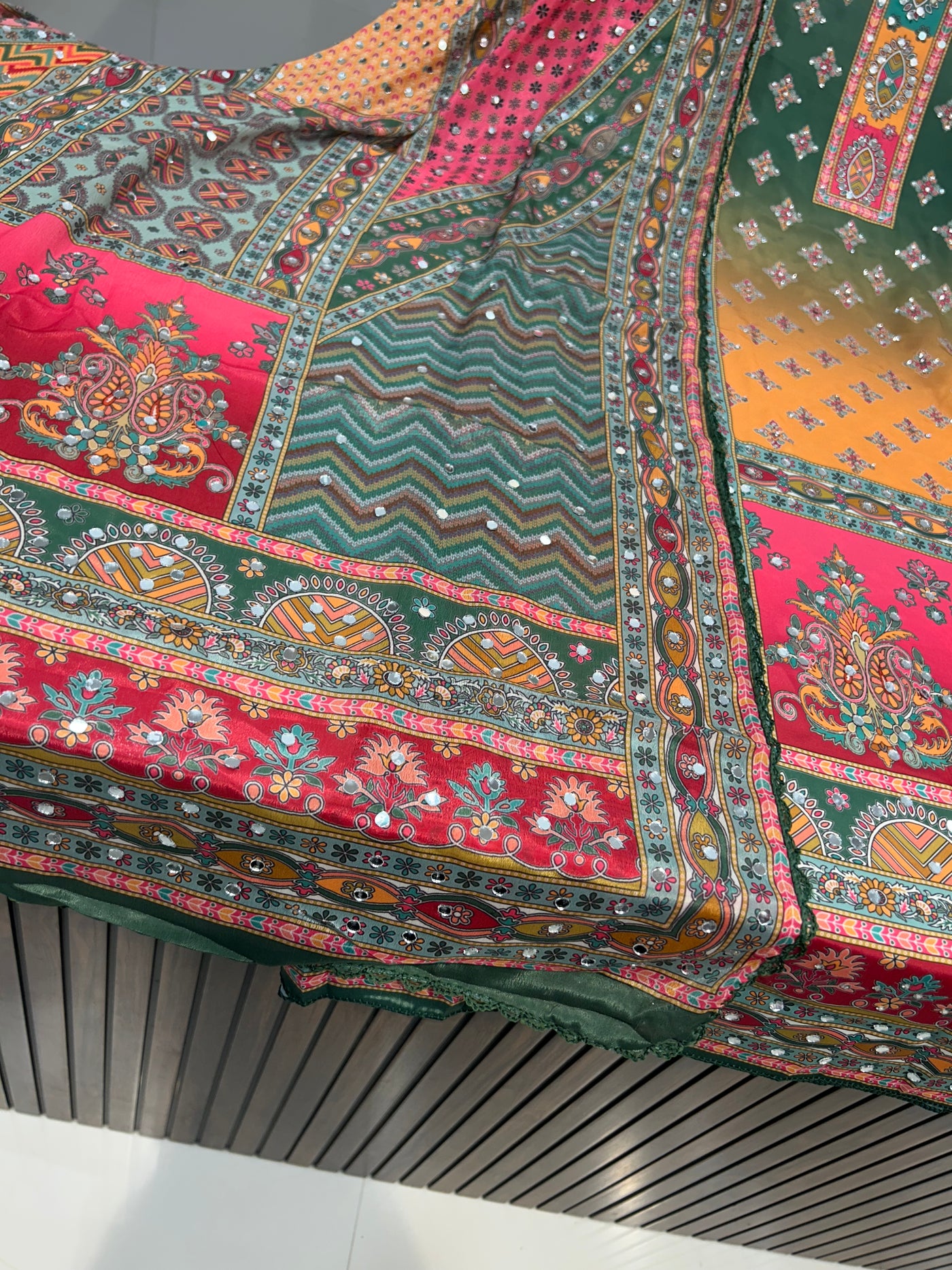 Multi colour mirror Suit 1282