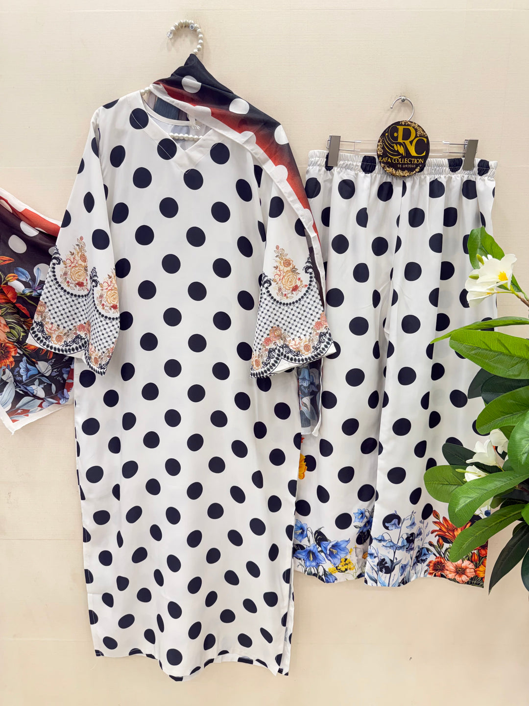 polka dot Suits